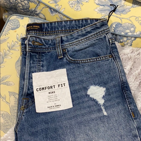 Men’s Jack & Jones distressed jeans, Size 33/34 - Picture 2 of 16